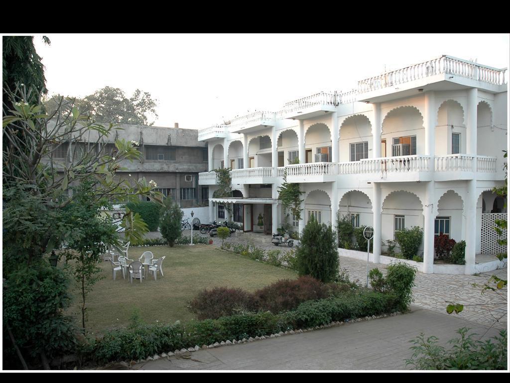 Saheli Palace Udaipur Exterior foto